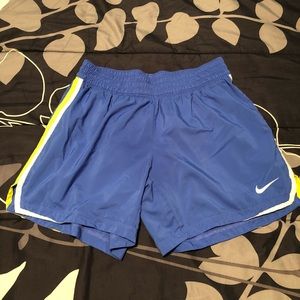 NIKE DRI-FIT SHORTS